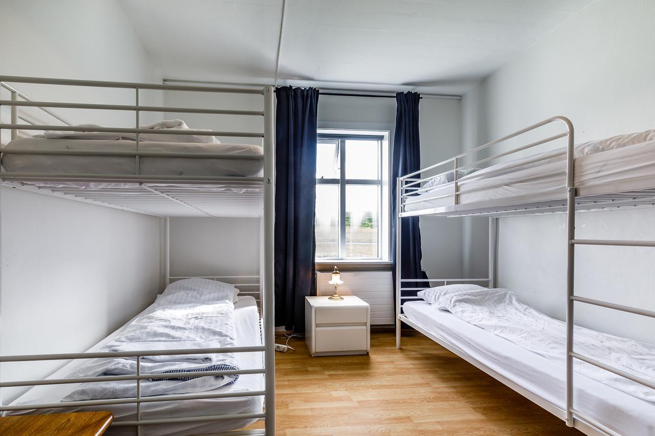 Riverside Hostel Блёндюоус Экстерьер фото
